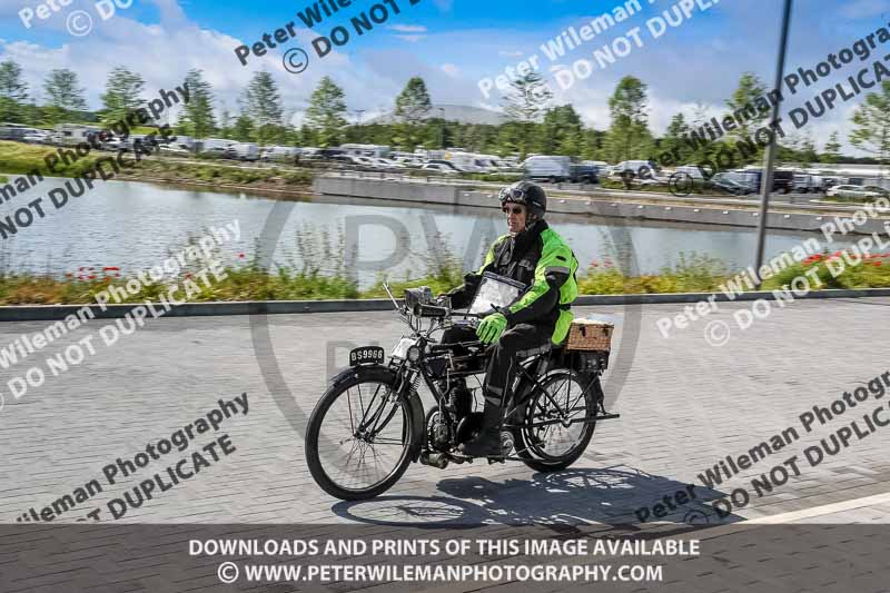 Vintage motorcycle club;eventdigitalimages;no limits trackdays;peter wileman photography;vintage motocycles;vmcc banbury run photographs